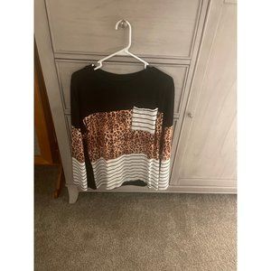 Women’s long sleeve top